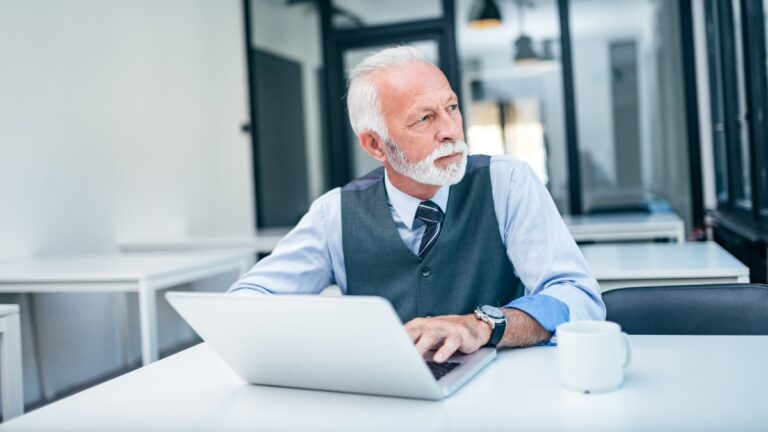 15 Common Retirement Advice Rich People Don't Follow