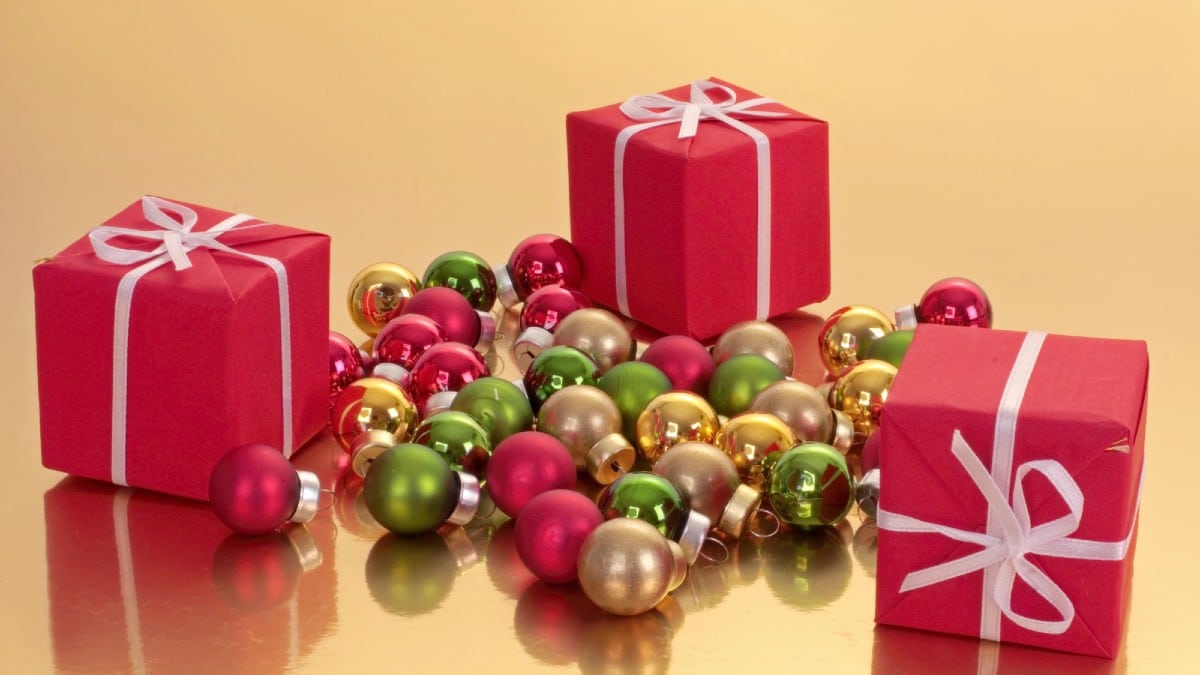 Christmas gifts and christmas balls 