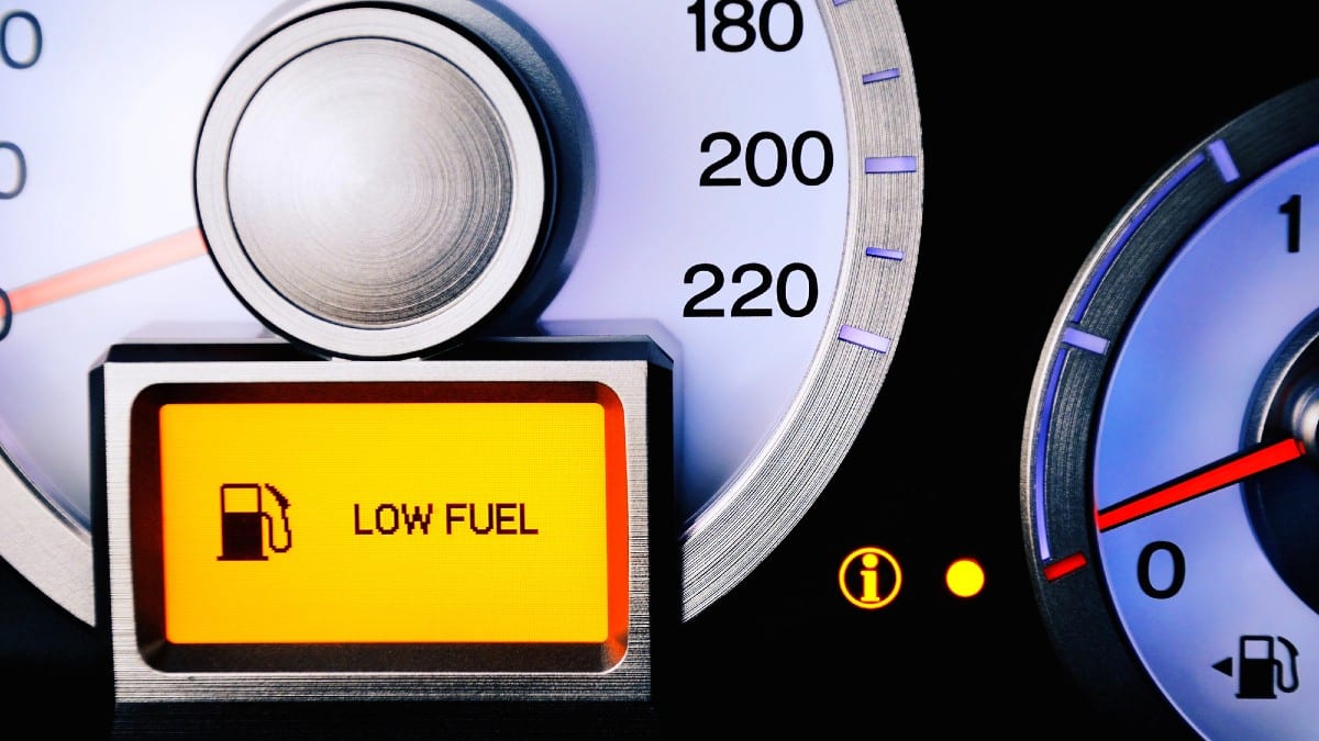Contrast image sensor fuel warning Low fuel level