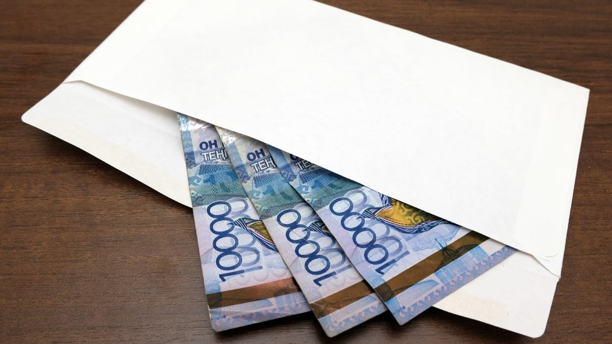 Dividing your cash into envelopes