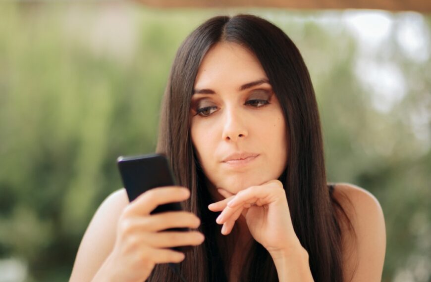 woman looking bored wearing black
